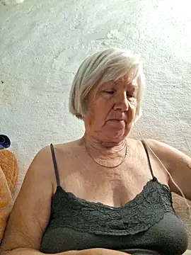 KlaudiaDarling online show from June 2026 07:03:02 AM