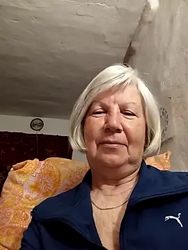 KlaudiaDarling online show from April 2026 01:41:01 AM