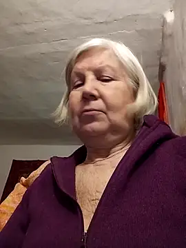 KlaudiaDarling online show from February 2026 03:45:01 PM