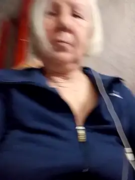 KlaudiaDarling online show from February 2026 10:53:01 PM