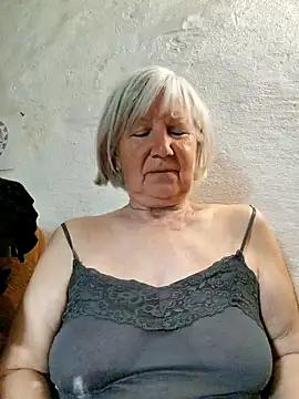 KlaudiaDarling online show from May 2026 03:31:01 PM