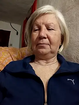 KlaudiaDarling online show from March 2026 11:01:02 PM