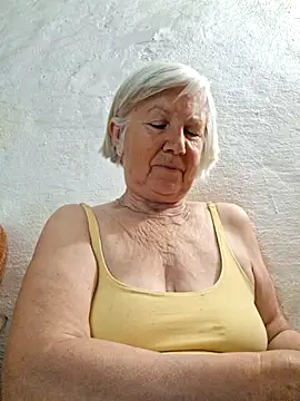 KlaudiaDarling online show from June 2026 10:14:01 AM