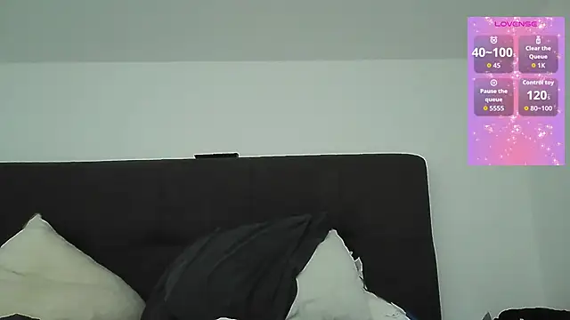 lina 99  online show from April 2026 05:52:02 AM