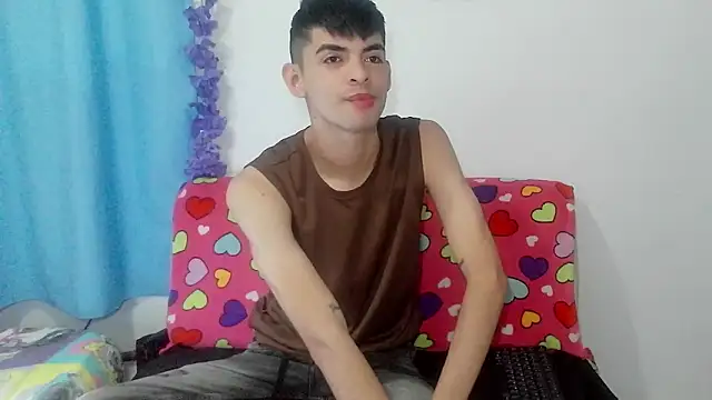 Snapshot of nico22love chatting on February 2026 01:00:01 PM nico22love online show from February 2026 01:00:01 PM