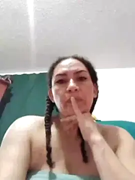 Adelgey-Michel online show from December 2025 03:28:02 AM