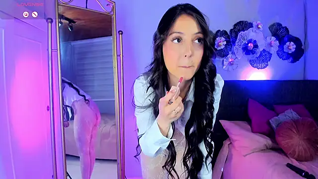 luna celeeste  online show from April 2026 04:24:02 PM