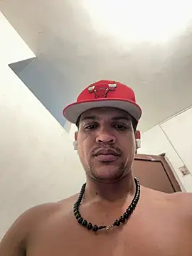 bigdick211292 online show from June 2026 05:18:02 PM