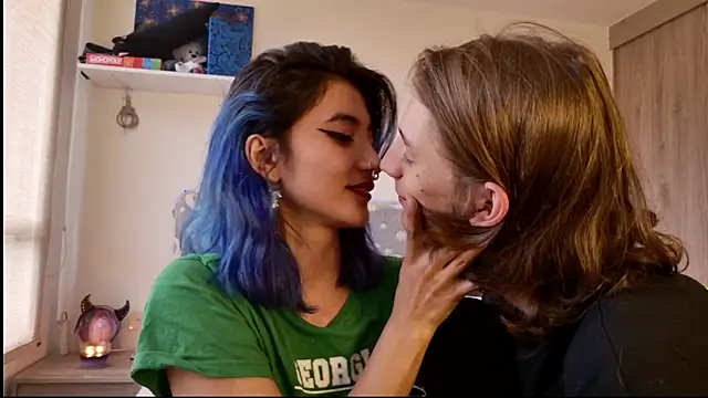 LunaisBack online show from March 2026 08:54:01 PM