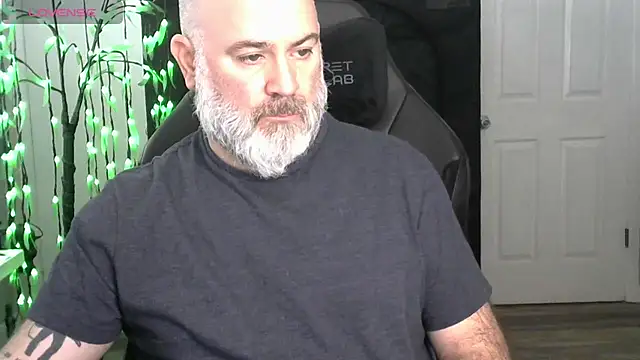 XJJ77x online show from February 2026 05:02:02 PM