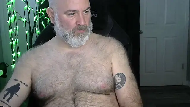 XJJ77x online show from January 2026 06:15:02 PM