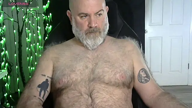 XJJ77x online show from February 2026 06:44:01 AM