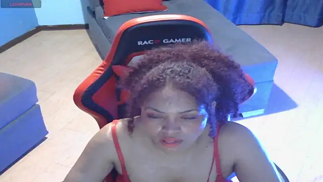 ValenttinaSex1 online show from January 2026 04:52:01 AM