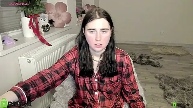 KrissLimada online show from April 2026 10:35:01 PM