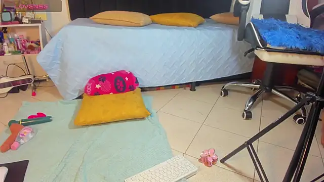 karen adamss online show from March 2026 04:27:02 AM