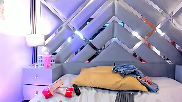 melody  sweet  online show from March 2026 08:15:02 AM