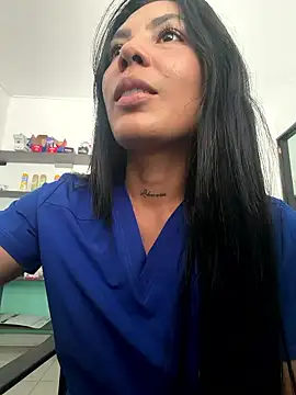 Sarah Hinata online show from January 2026 04:23:01 PM