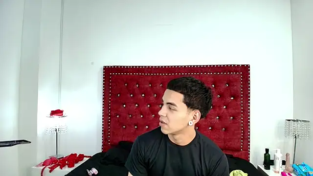 Jaden and sofia online show from May 2026 03:03:01 AM
