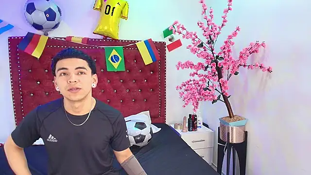 Jaden and sofia online show from June 2026 03:04:01 AM