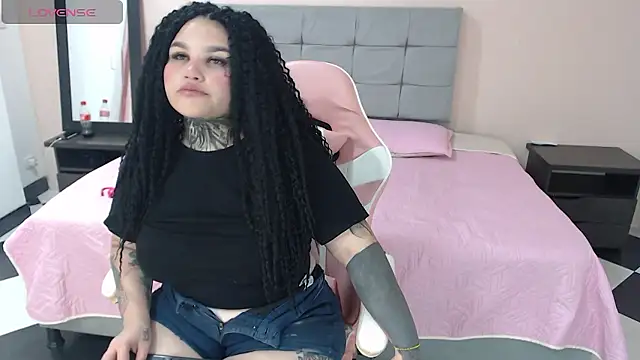 Abby Hiiltoon online show from January 2026 04:38:01 AM