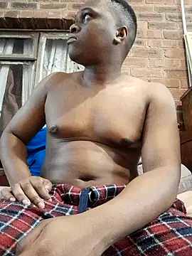Snapshot of Julio_Don_Dada chatting on July 2026 11:27:01 PM Julio Don Dada online show from July 2026 11:27:01 PM