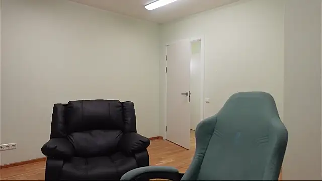 Daniel Shawnn online show from April 2026 09:38:01 PM