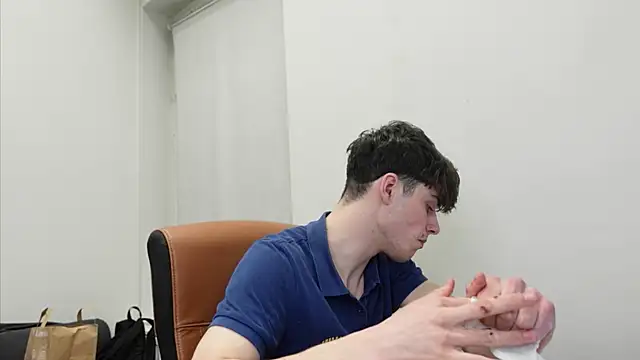 Daniel Shawnn online show from April 2026 07:11:02 PM