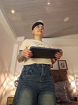 kat paradise online show from April 2026 11:39:01 AM
