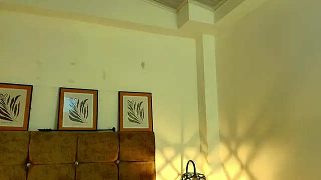 kat paradise online show from April 2026 11:49:02 AM