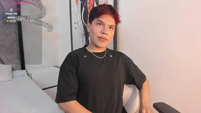 LittleZanee online show from January 2026 08:01:02 PM