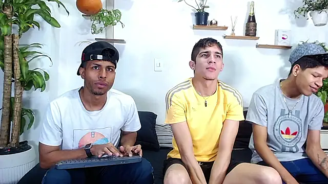 Interracial Snow Bunny online show from February 2026 03:09:01 PM