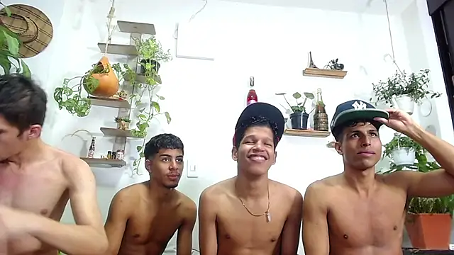 Interracial Snow Bunny online show from March 2026 02:04:02 AM