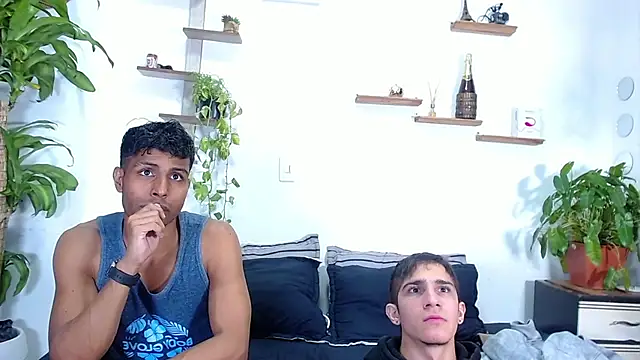 Interracial Snow Bunny online show from February 2026 09:13:02 PM