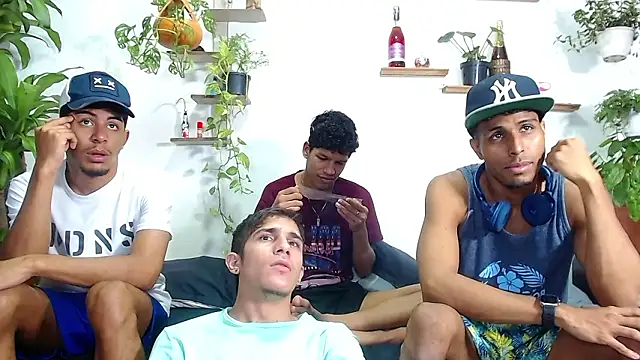 Interracial Snow Bunny online show from March 2026 11:12:02 PM