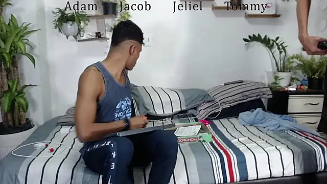 Interracial Snow Bunny online show from January 2026 10:24:02 PM