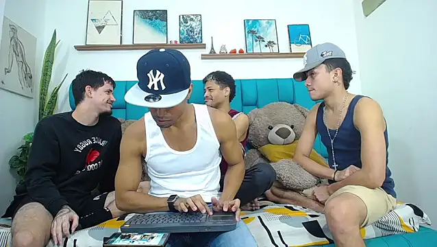 Interracial Snow Bunny online show from March 2026 06:09:01 PM