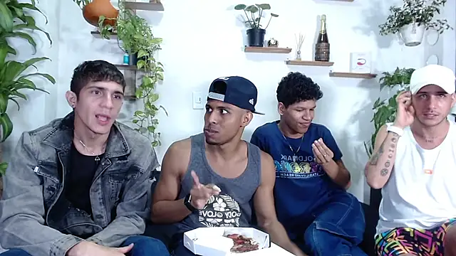 Interracial Snow Bunny online show from February 2026 09:17:02 PM