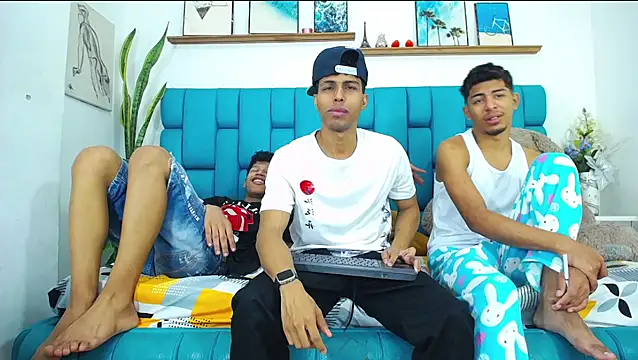 Interracial Snow Bunny online show from March 2026 01:14:02 PM