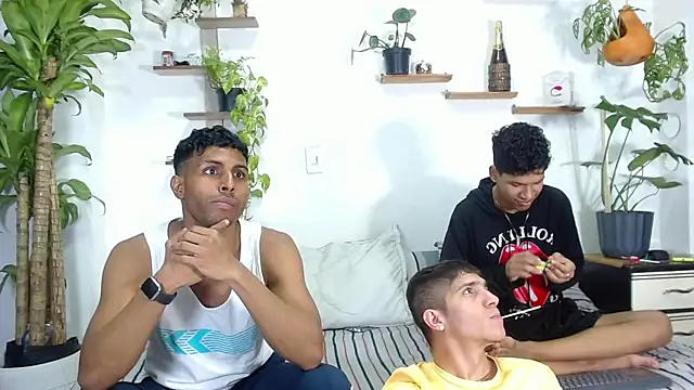 Interracial Snow Bunny online show from February 2026 11:36:02 PM