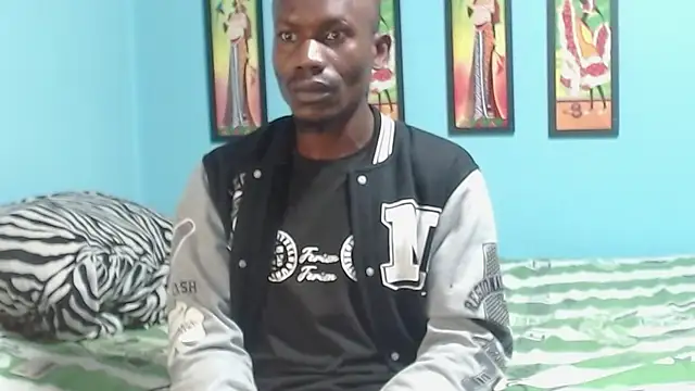 miltonjjakee online show from December 2025 02:33:01 AM