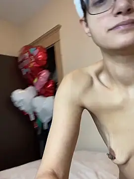 FaiiryArii online show from March 2026 01:57:01 PM