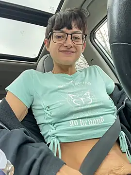 FaiiryArii online show from April 2026 06:34:02 PM