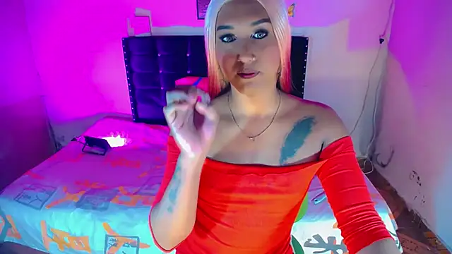 Snapshot of AlondraGill_11 chatting on June 2026 04:24:01 PM AlondraGill 11 online show from June 2026 04:24:01 PM