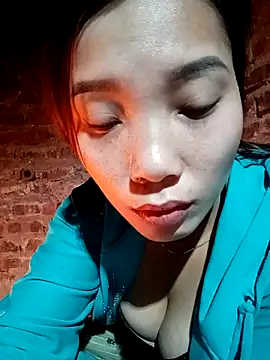 yeutinh00 online show from January 2026 06:22:02 PM