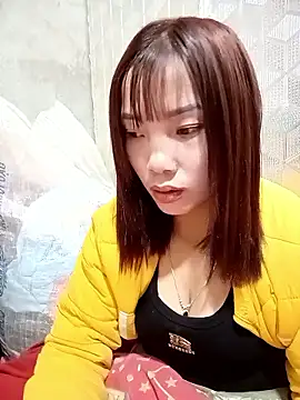 yeutinh00 online show from January 2026 12:36:01 AM