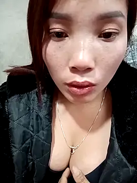 yeutinh00 online show from February 2026 05:50:01 AM