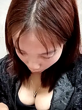 yeutinh00 online show from February 2026 02:53:01 AM