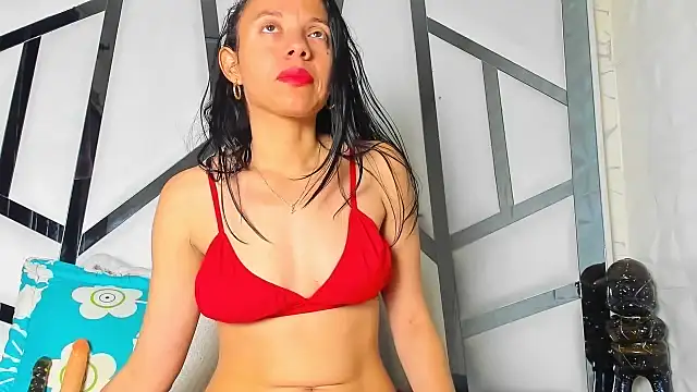 Lunahot68 online show from April 2026 02:57:02 AM