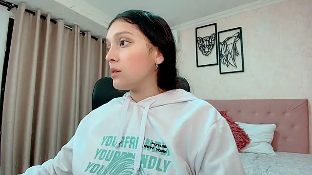 littlemolly walcott online show from March 2026 02:15:01 AM