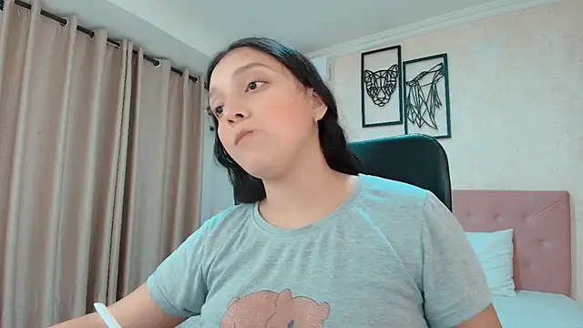 Snapshot of littlemolly_walcott chatting on July 2026 01:17:02 AM littlemolly walcott online show from July 2026 01:17:02 AM